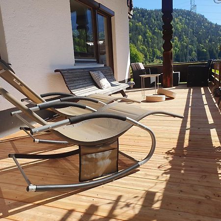 Lechufer, 80M2, Haushaelfte Mit Privatem Eingang, Kaminofen, Terrasse, Garten Pinswang Exterior foto